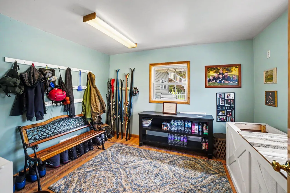6987 E Beaverton Road Sheridan Township, MI 48617