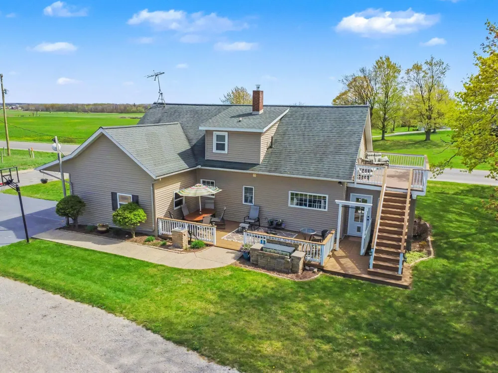 6987 E Beaverton Road Sheridan Township, MI 48617