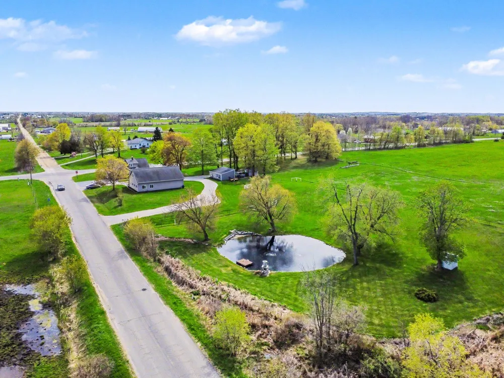6987 E Beaverton Road Sheridan Township, MI 48617