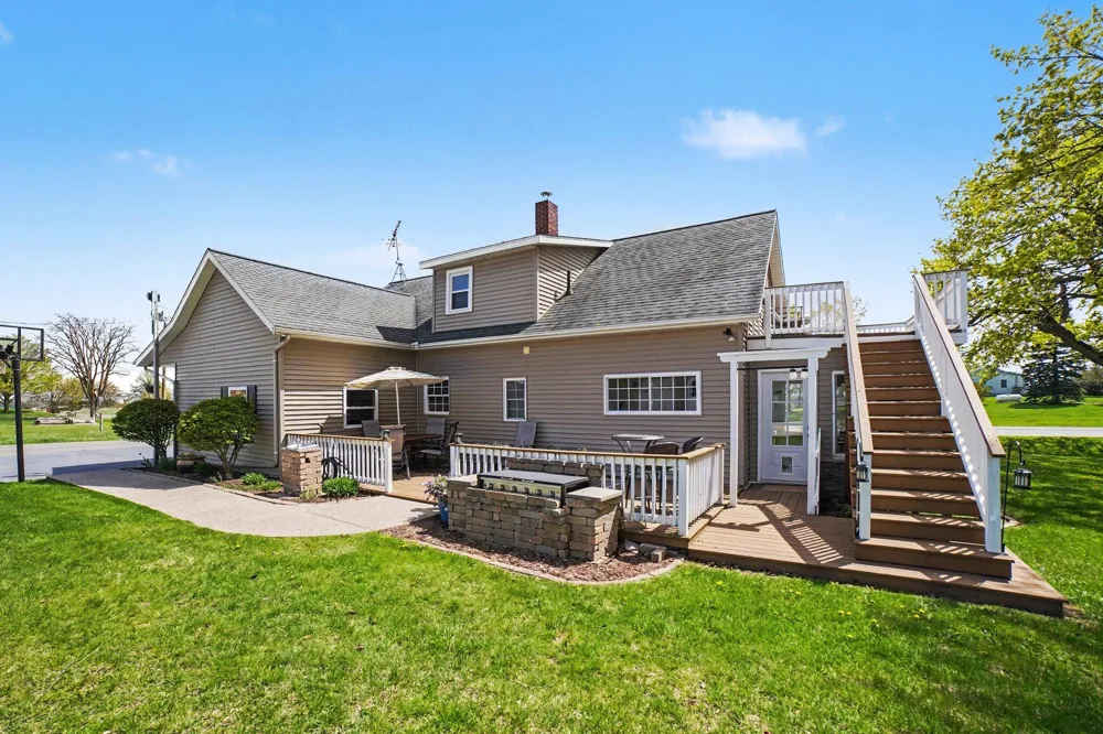 6987 E Beaverton Road Sheridan Township, MI 48617