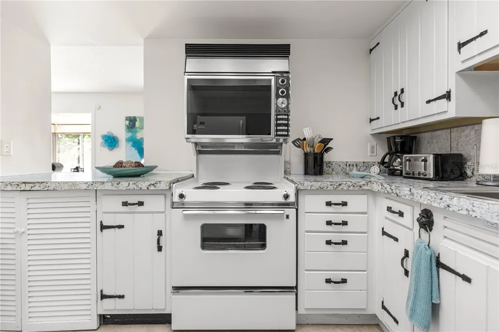 628 MIDWAY DRIVE #B ocala, FL 34472