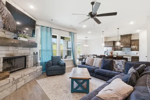 404 Oak Meadow Lane