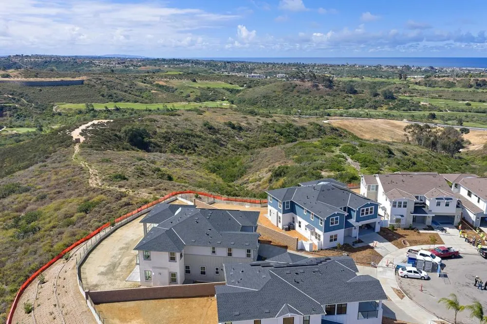 2057 Verne View Carlsbad, CA 92008