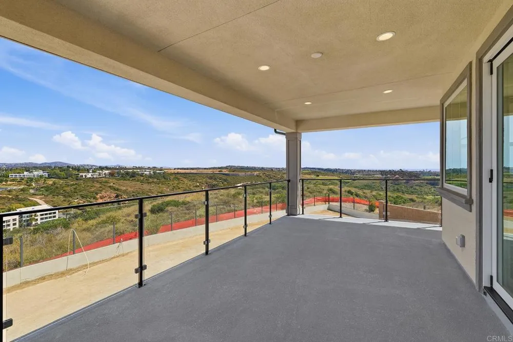 2057 Verne View Carlsbad, CA 92008