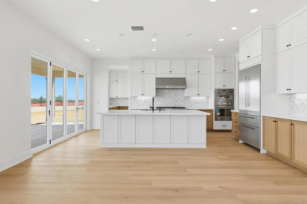 2057 Verne View Carlsbad, CA 92008