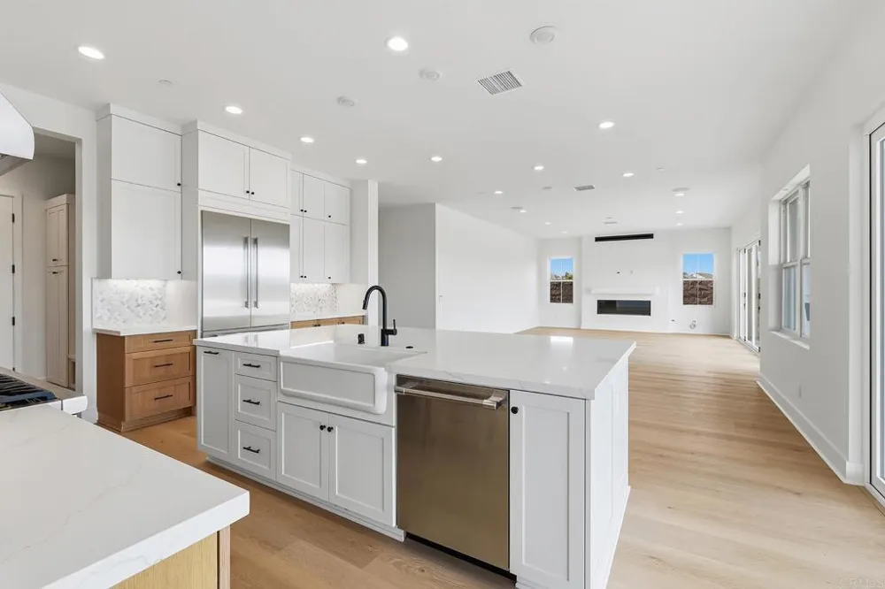 2057 Verne View Carlsbad, CA 92008