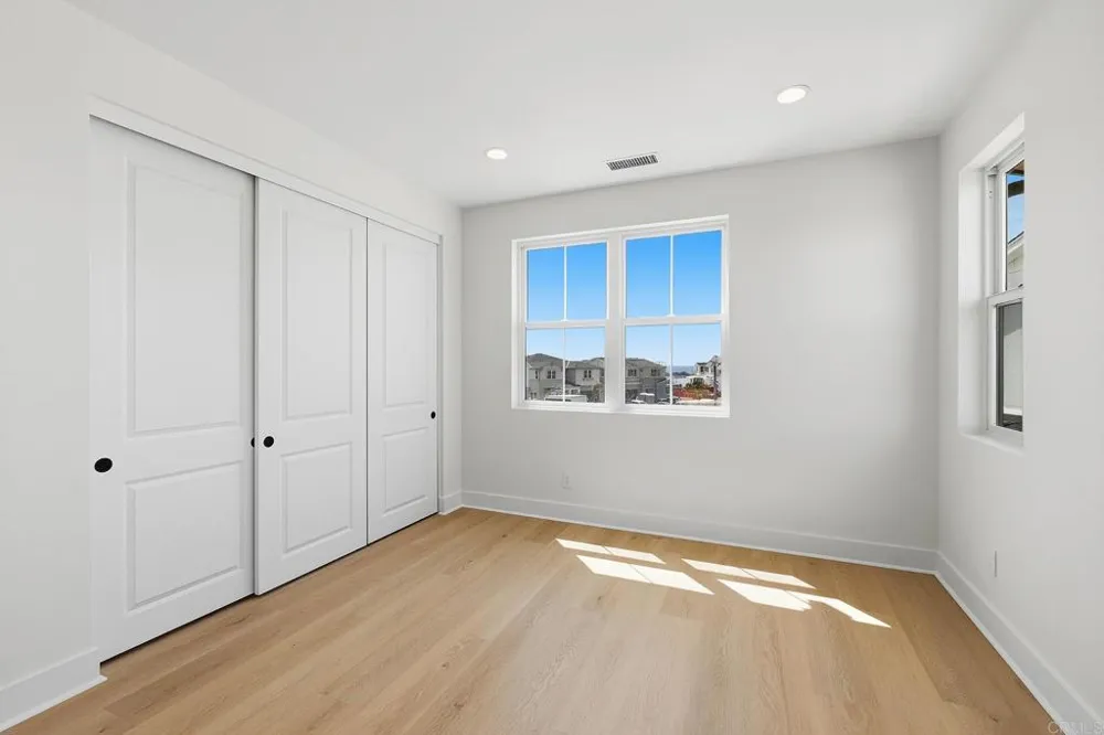 2057 Verne View Carlsbad, CA 92008