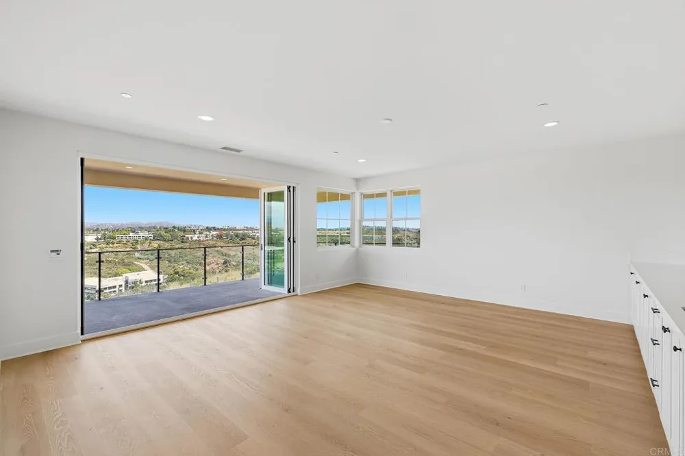 2057 Verne View Carlsbad, CA 92008