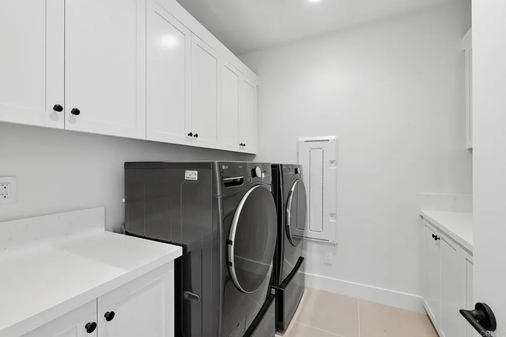 2057 Verne View Carlsbad, CA 92008