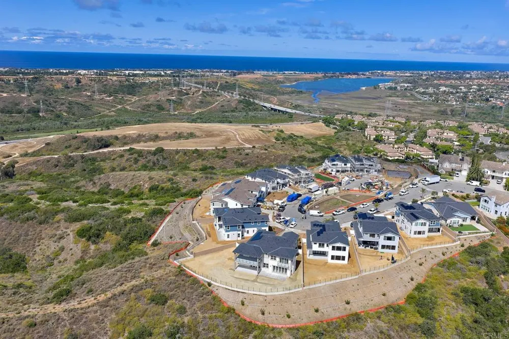 2057 Verne View Carlsbad, CA 92008