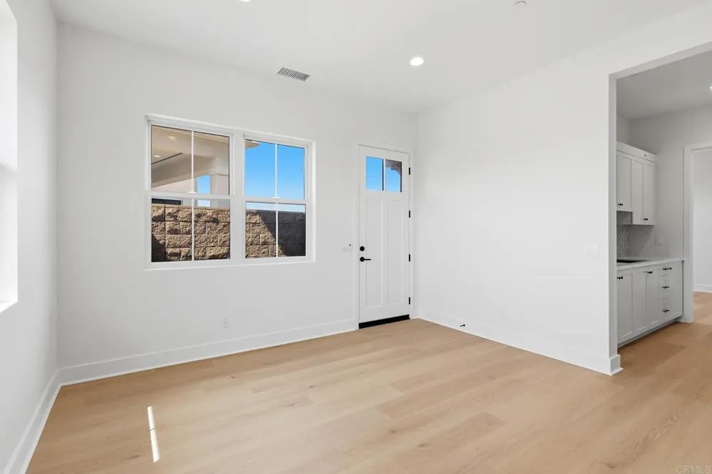 2057 Verne View Carlsbad, CA 92008