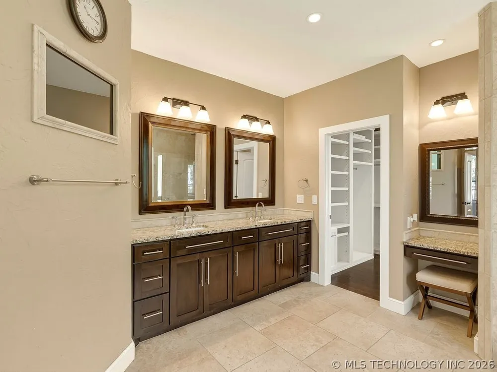 12435 County Road 3593 Circle Ada, OK 74820