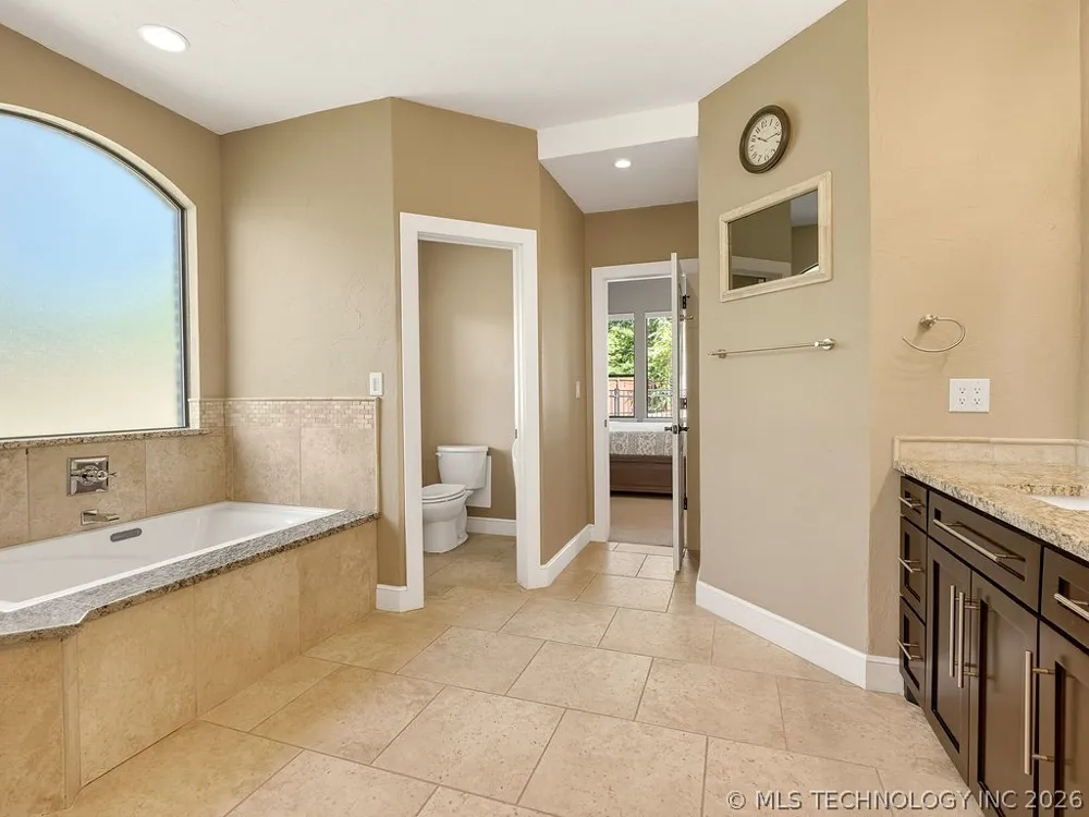 12435 County Road 3593 Circle Ada, OK 74820