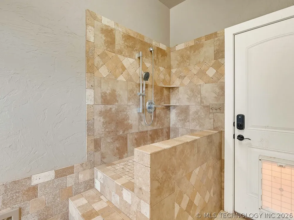 12435 County Road 3593 Circle Ada, OK 74820