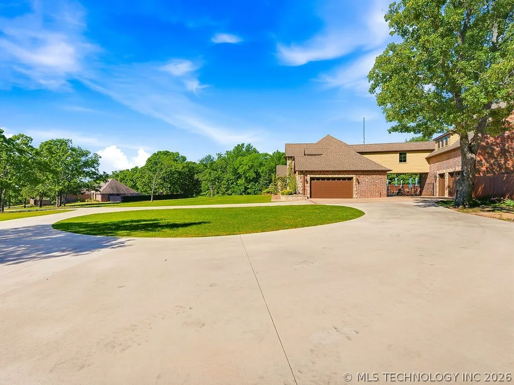 12435 County Road 3593 Circle Ada, OK 74820