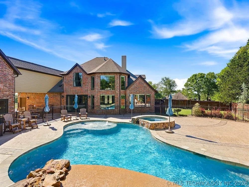 12435 County Road 3593 Circle Ada, OK 74820