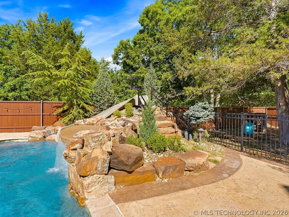 12435 County Road 3593 Circle Ada, OK 74820
