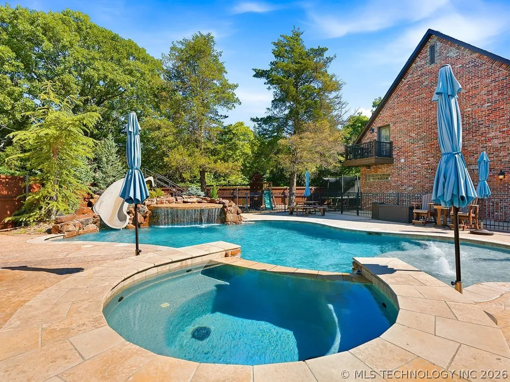 12435 County Road 3593 Circle Ada, OK 74820