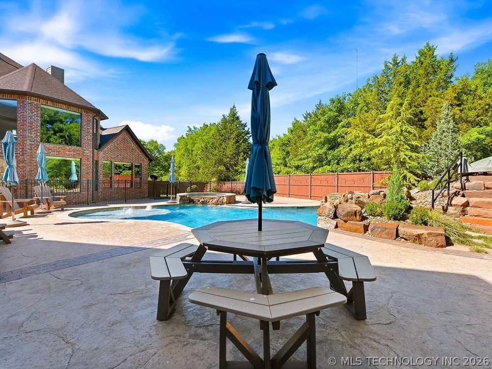 12435 County Road 3593 Circle Ada, OK 74820
