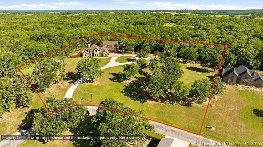 12435 County Road 3593 Circle Ada, OK 74820