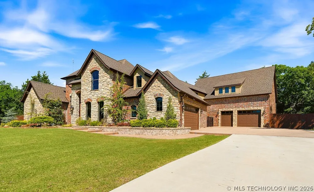 12435 County Road 3593 Circle Ada, OK 74820