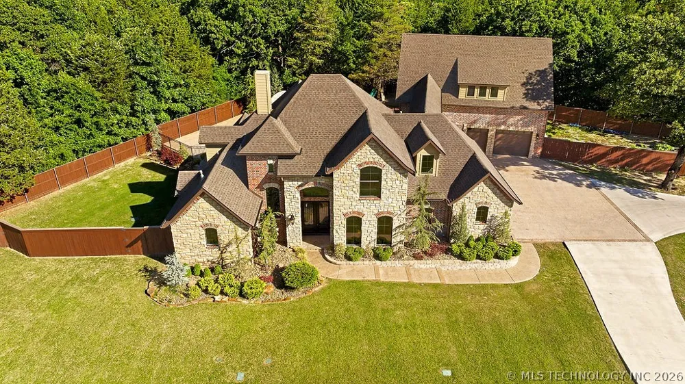 12435 County Road 3593 Circle Ada, OK 74820