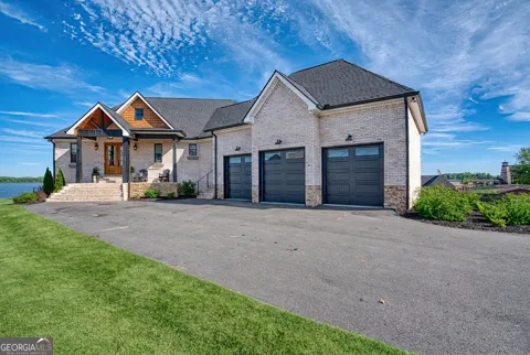 204 County Road 469