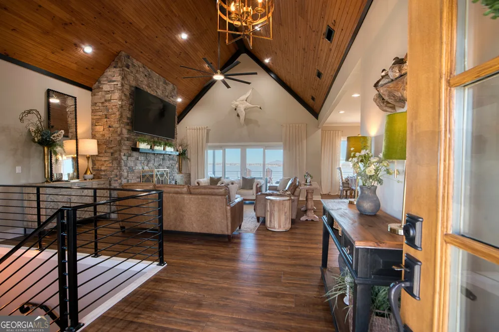 204 County Road 469 Centre, AL 35960