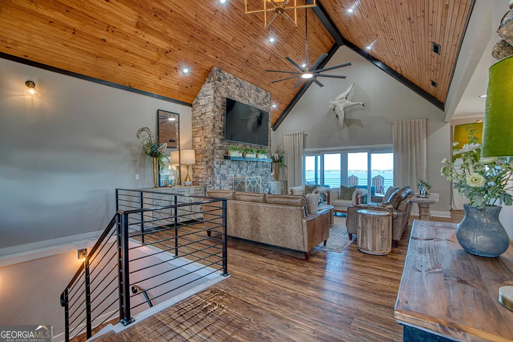 204 County Road 469 Centre, AL 35960
