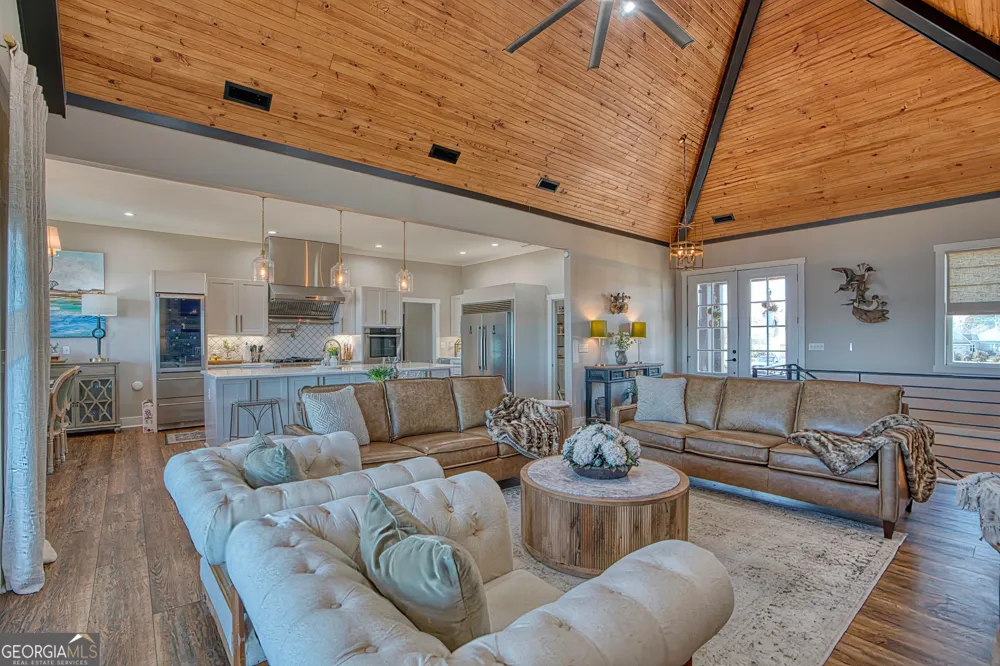 204 County Road 469 Centre, AL 35960