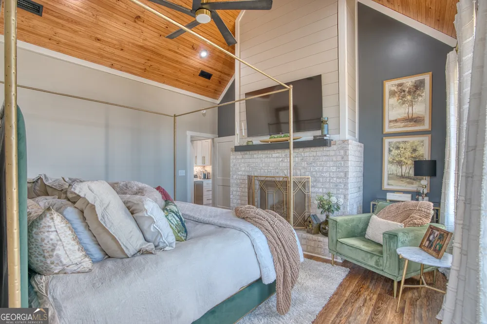 204 County Road 469 Centre, AL 35960