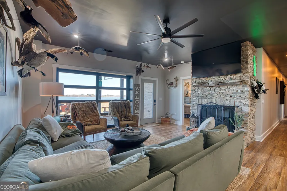204 County Road 469 Centre, AL 35960
