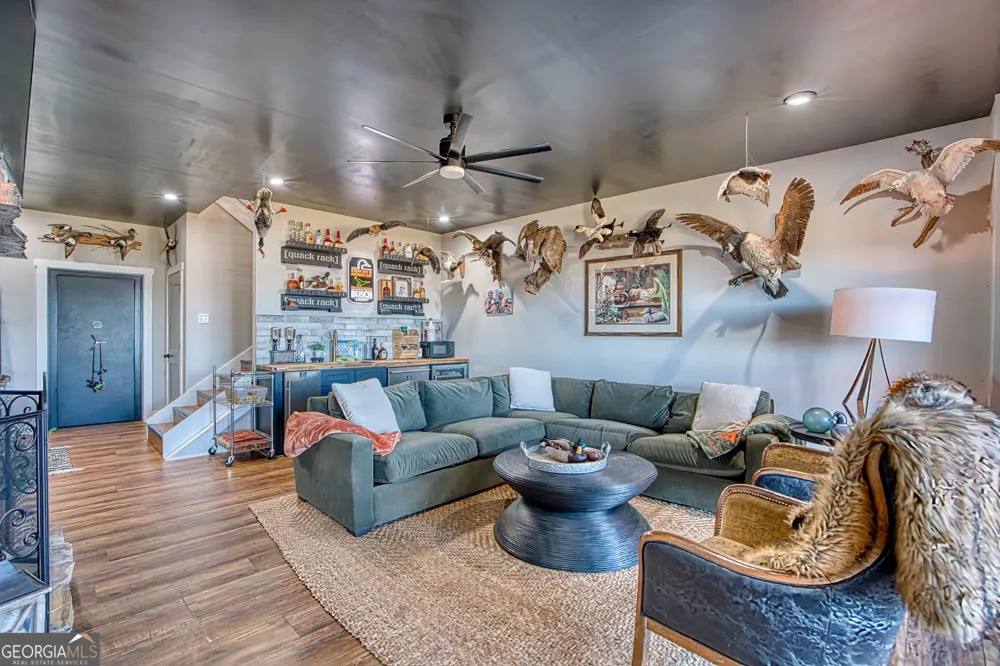 204 County Road 469 Centre, AL 35960
