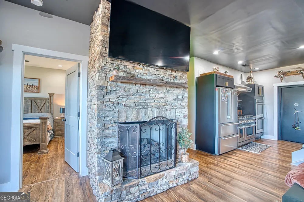 204 County Road 469 Centre, AL 35960