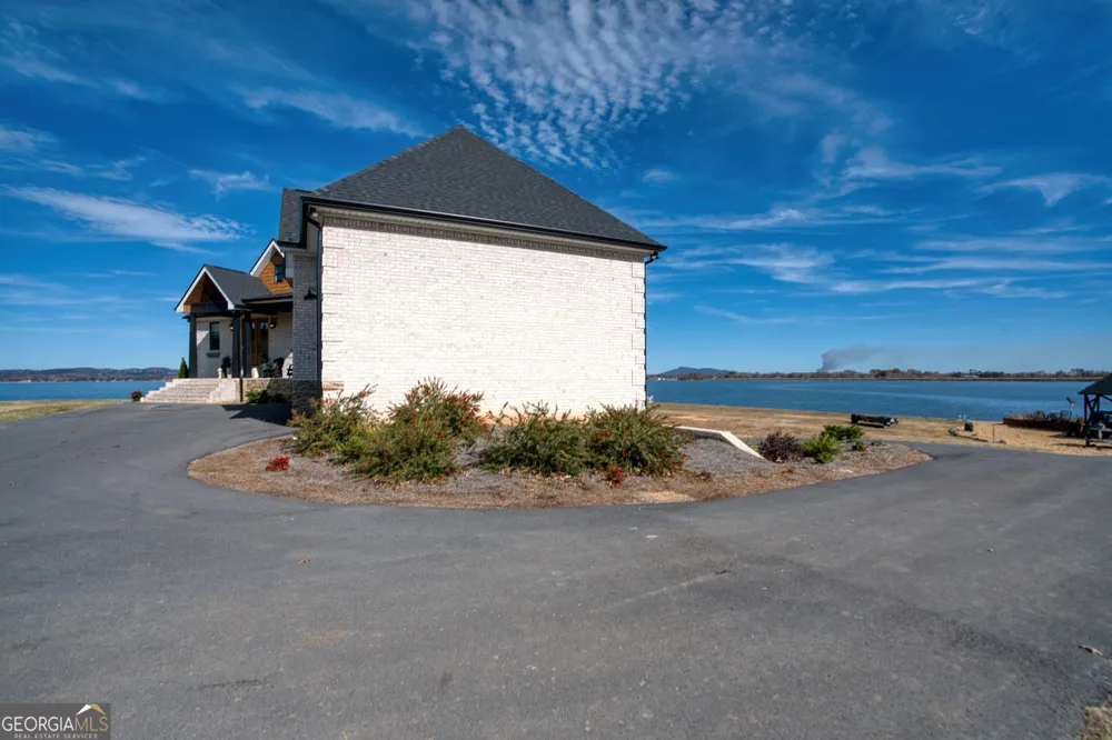 204 County Road 469 Centre, AL 35960