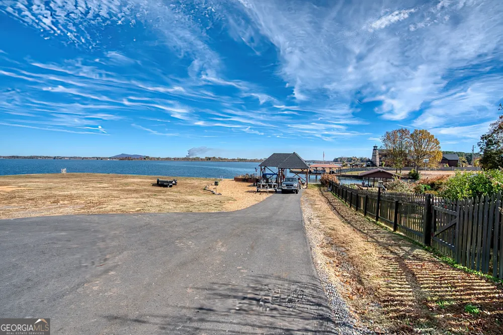 204 County Road 469 Centre, AL 35960