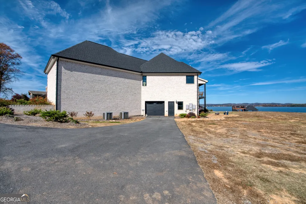 204 County Road 469 Centre, AL 35960