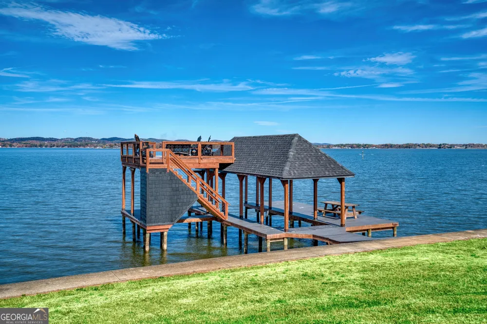 204 County Road 469 Centre, AL 35960