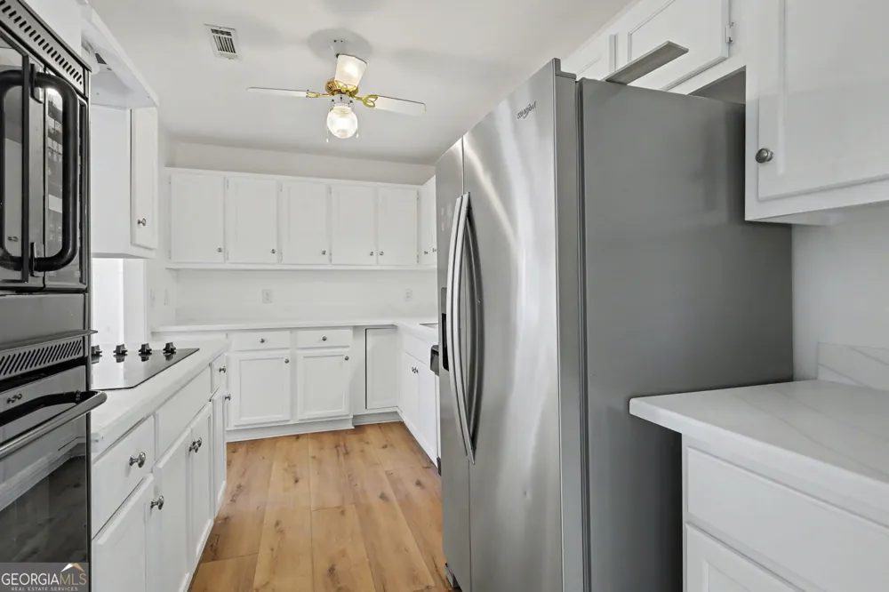 80 Stirling LN Clayton, GA 30525