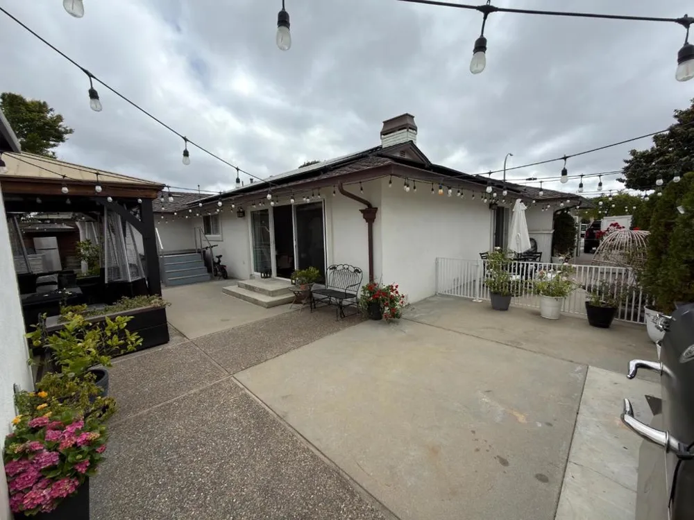 1268 La Mirada Drive Salinas, CA 93901