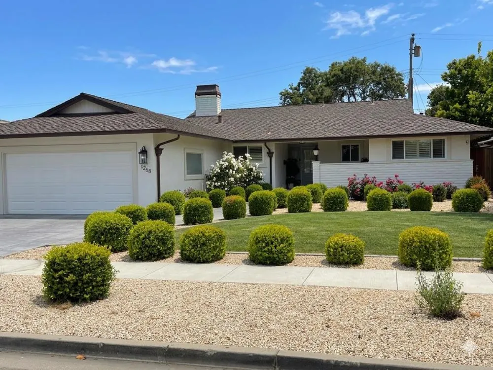 1268 La Mirada Drive Salinas, CA 93901