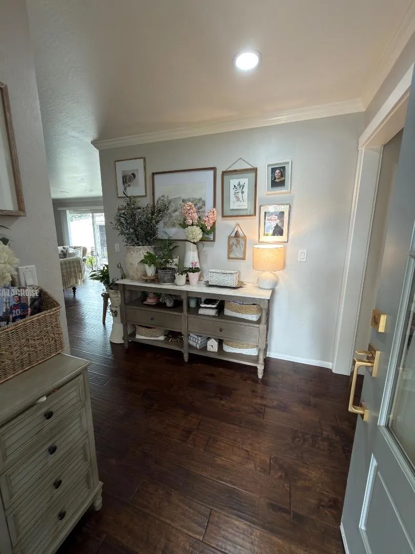 1268 La Mirada Drive Salinas, CA 93901