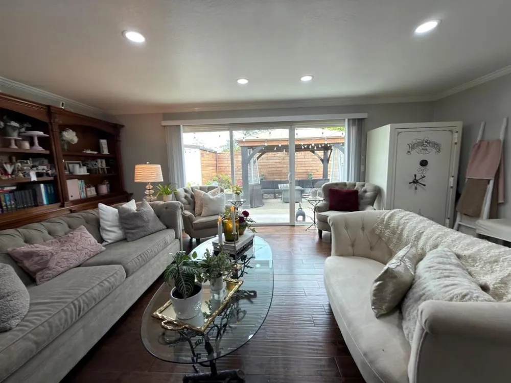 1268 La Mirada Drive Salinas, CA 93901