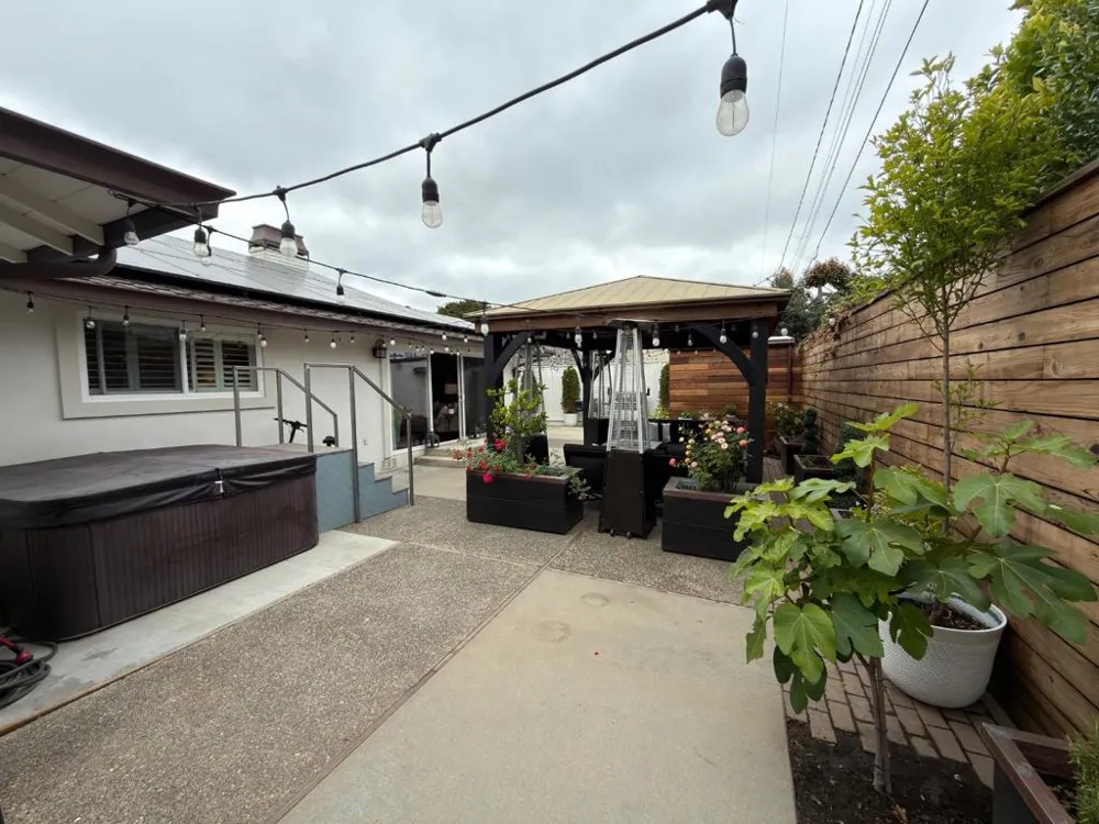 1268 La Mirada Drive Salinas, CA 93901