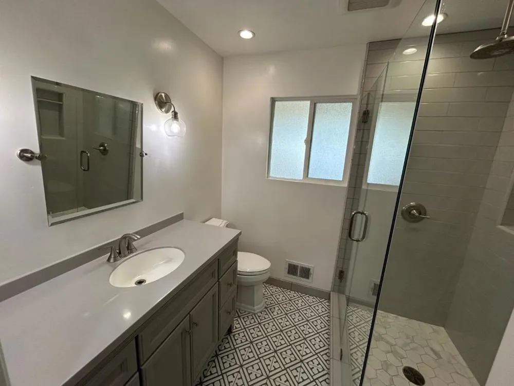1268 La Mirada Drive Salinas, CA 93901