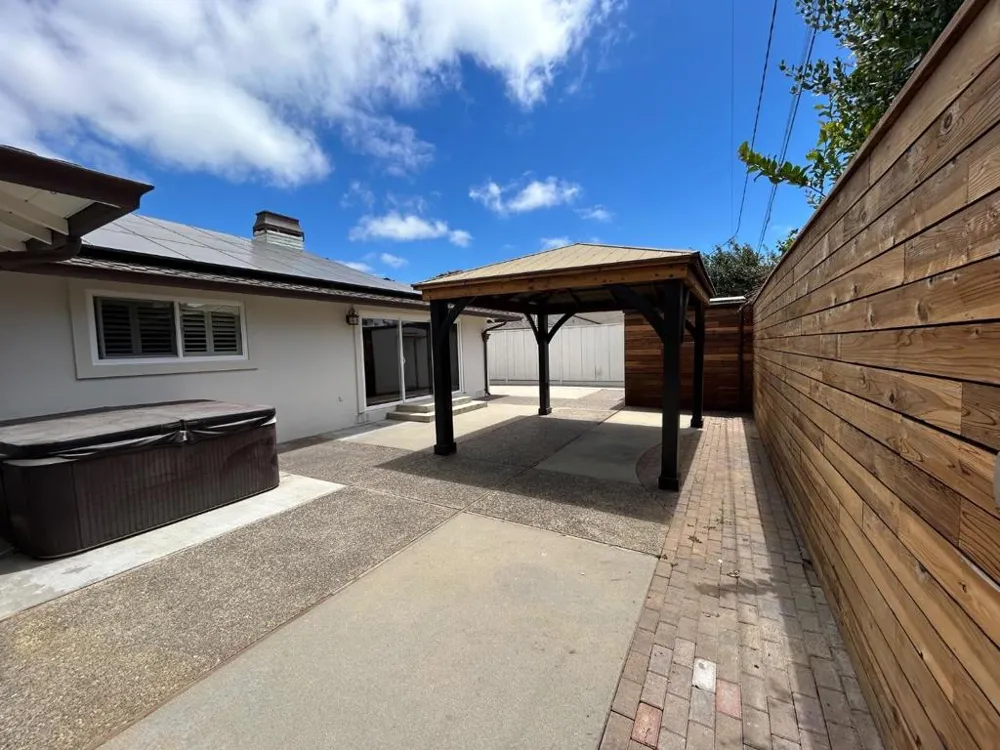 1268 La Mirada Drive Salinas, CA 93901