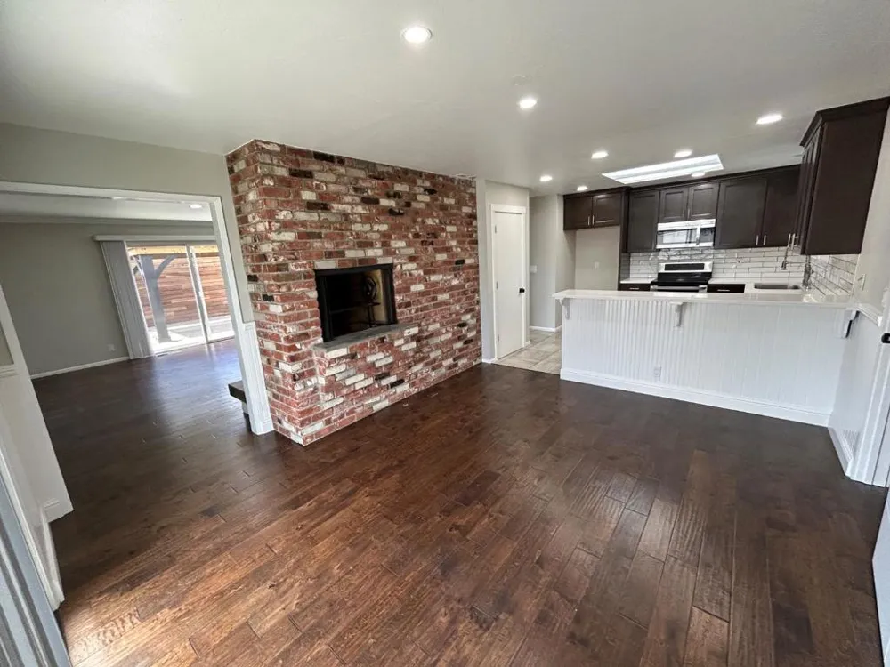 1268 La Mirada Drive Salinas, CA 93901