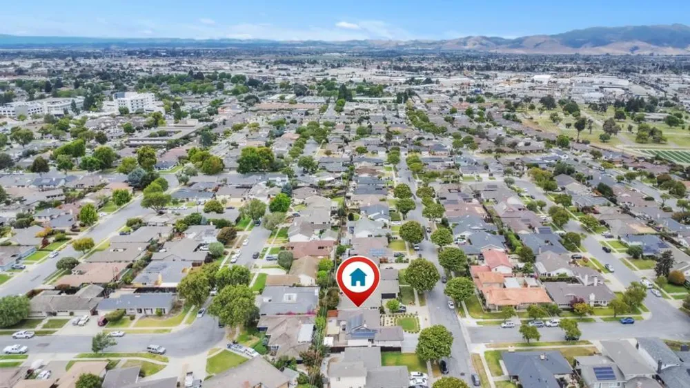 1268 La Mirada Drive Salinas, CA 93901