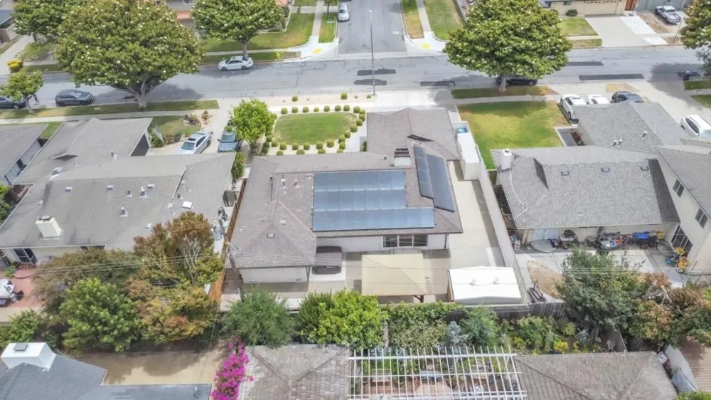1268 La Mirada Drive Salinas, CA 93901