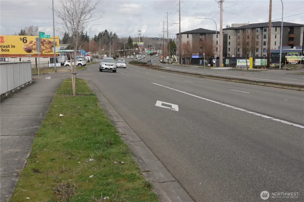27905 pacific Highway S Federal Way, WA 98003